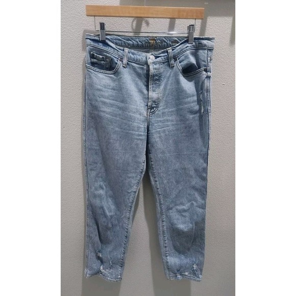 7 For All Mankind‎ Edie Jeans Women's Size 31 Mid Rise Straight Leg Distressed - Picture 2 of 13